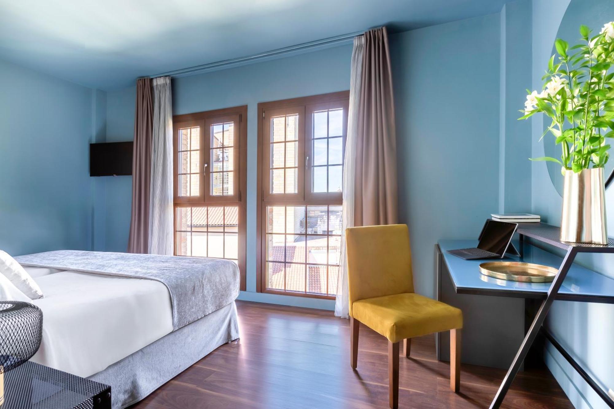 Pamplona Catedral Hotel Экстерьер фото