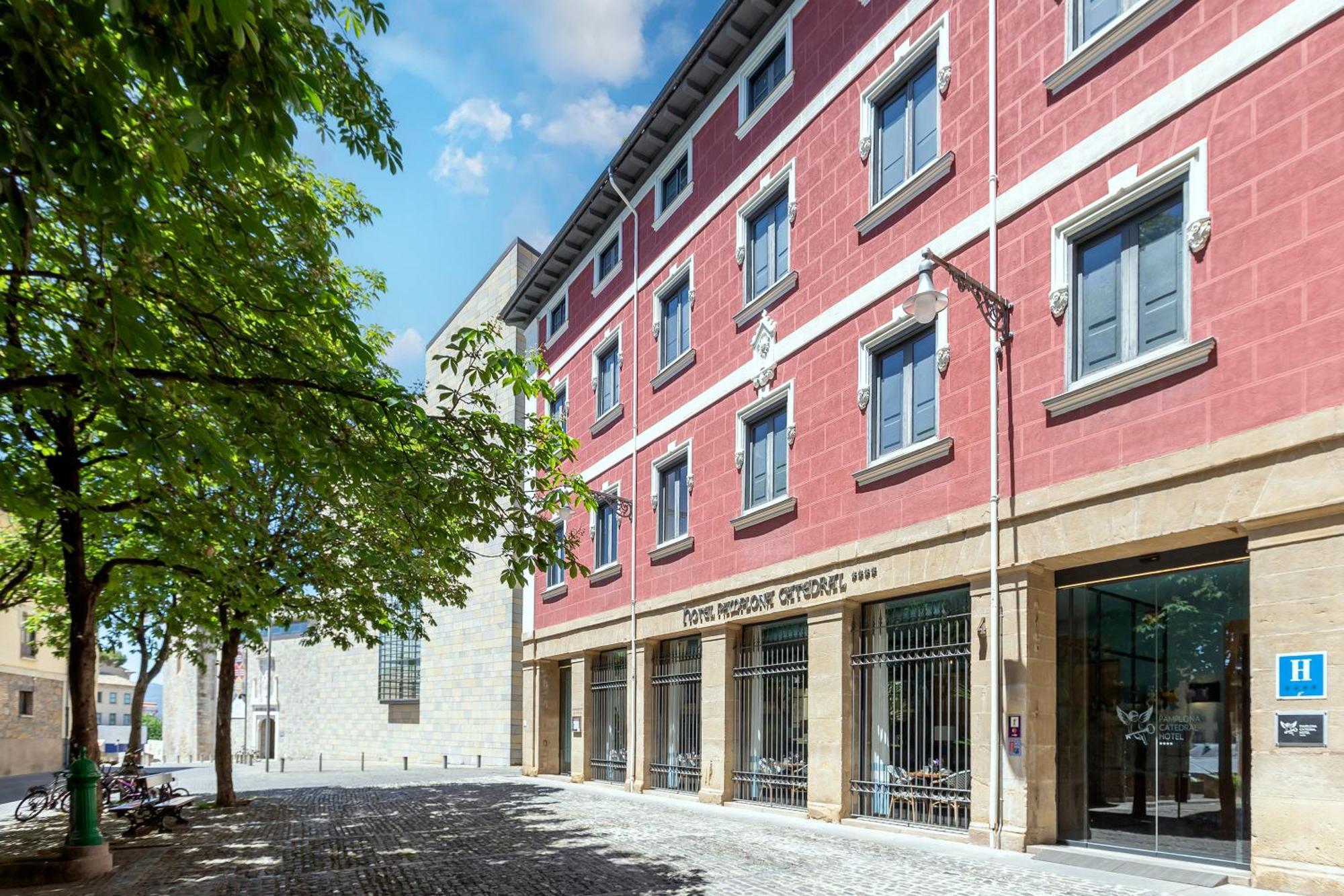 Pamplona Catedral Hotel Экстерьер фото